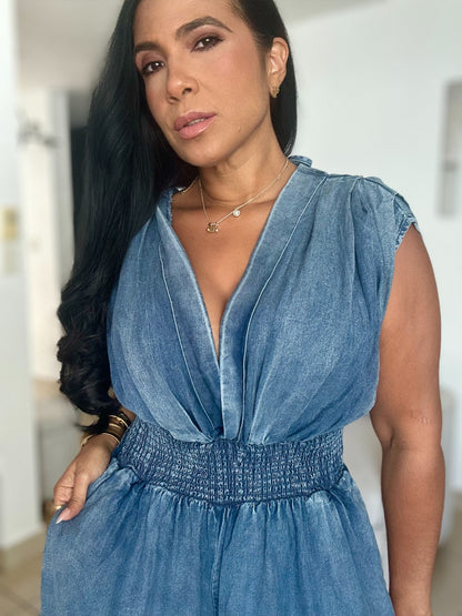 De Lujo Oversized Spandex Denim  Blue Jumpsuit (Sumamente expandible.  Puedes bajarle una talla) With Pockets