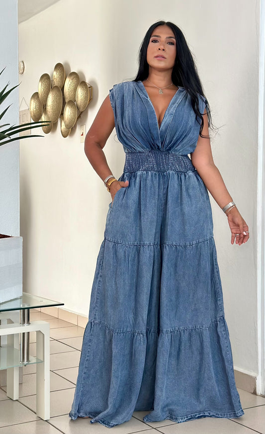 De Lujo Oversized Spandex DENIM Blue Jumpsuit (Sumamente expandible.  Puedes bajarle una talla) With Pockets