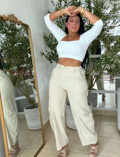 Beige Luxe Bien Spandex Barril Pants (le llamo el sumamente perfecto) tiene bolsillos.  Fit perfecto