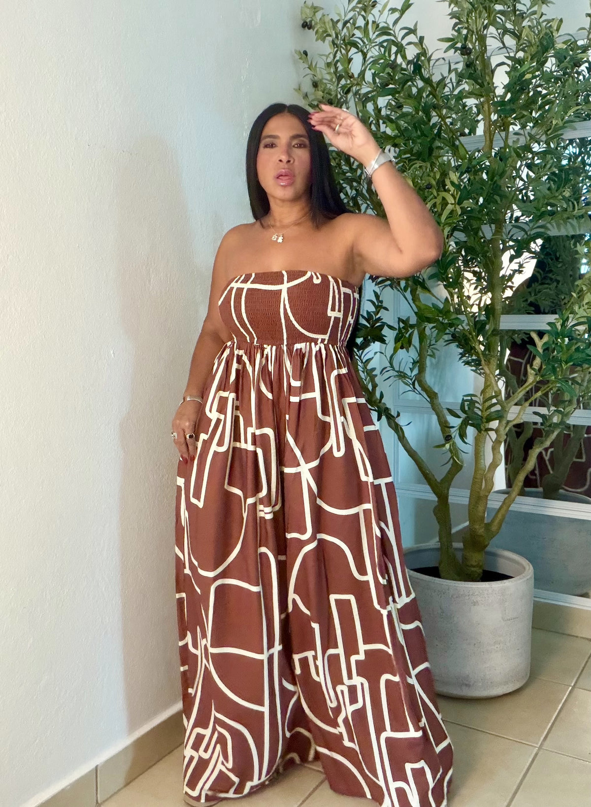 Darimar Wide Leg Spandex De Lujo Jumpsuit (tiene bolsillos y no zipper ni botones Choco Brown and lìneas Beige SOLD OUT GRCIAS
