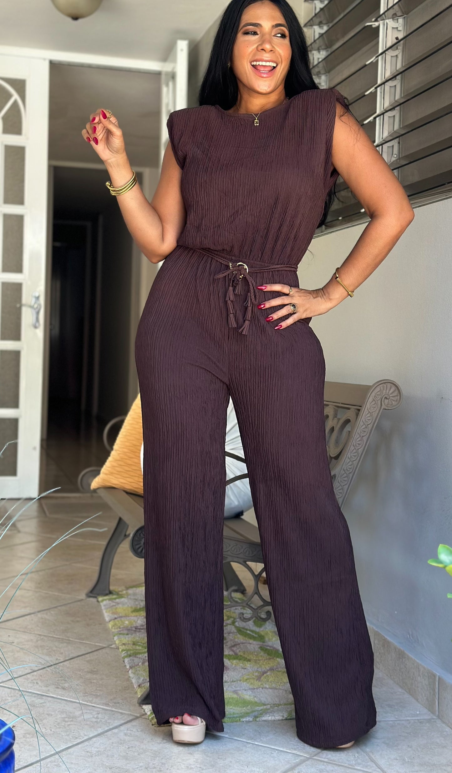 Berlín Choco Pleated Spandex JUMPSUIT (incluye cinturón removible)