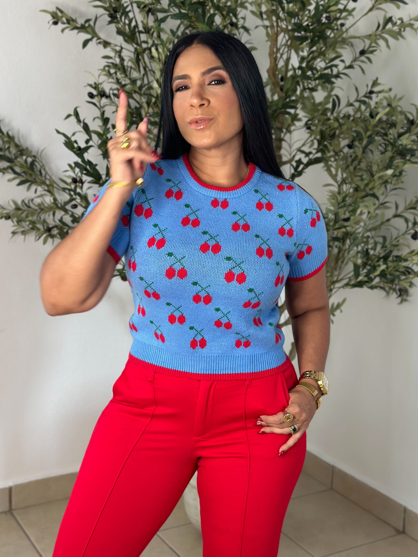 Red/Blue Cherry Spandex Top ( Mega bella, liviana, cómoda y expandible)