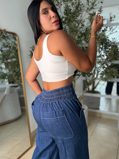 Denim Blue Wide Leg Spandex Jeans (tiene bolsillos, bien expandible y de talle alto) puesto small