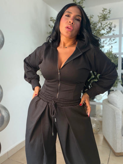 The Luxe Blacky Mega Premium Baggy Pants Set Spandex. Tiene bolsillos. La calidad y comodidad es a otro nivel! Color negro de lujo y de viajes es perfecto (SOLD OUT GRACIAS)