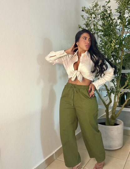 Alma Luxe Olive Spandex Total Baggy Pantalòn con bolsillos. 100% cotton