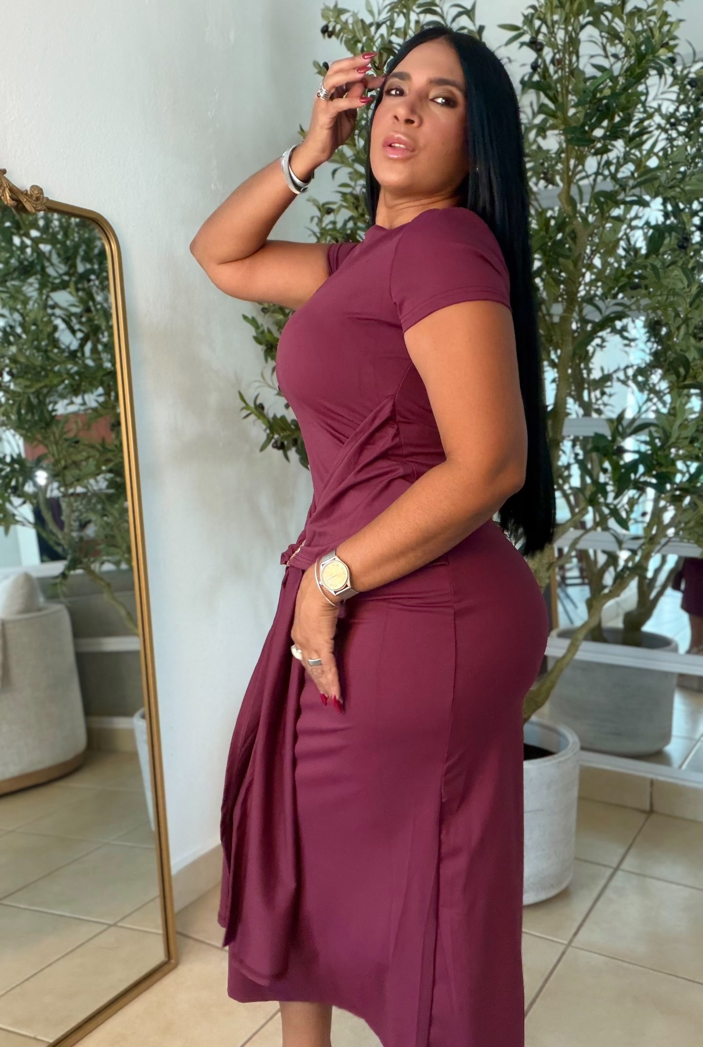 “Patria” Wine Burgundy Doble Forro Spandex Total Midi Dress y Calidad extra Premium (lo ajustas a gusto)