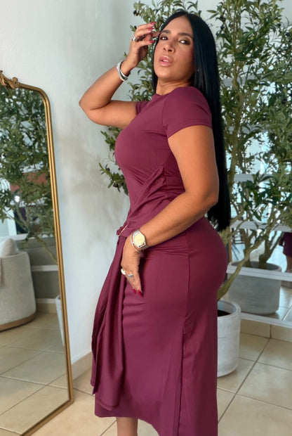 “Patria” Wine Burgundy Doble Forro Spandex Total Midi Dress y Calidad extra Premium (lo ajustas a gusto)