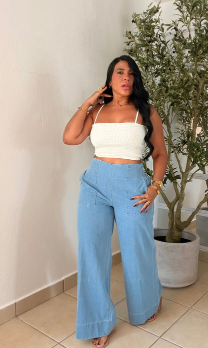 Denim light Blue Wide Leg Jeans Spandex y con bolsillos SOLD OUT GRACIAS