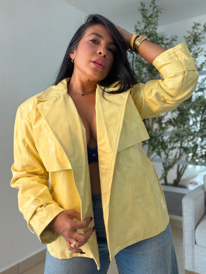 Butter Yellow Luxe Faux Leather Oversized Blazer/Jacket (suave y liso por dentro)
