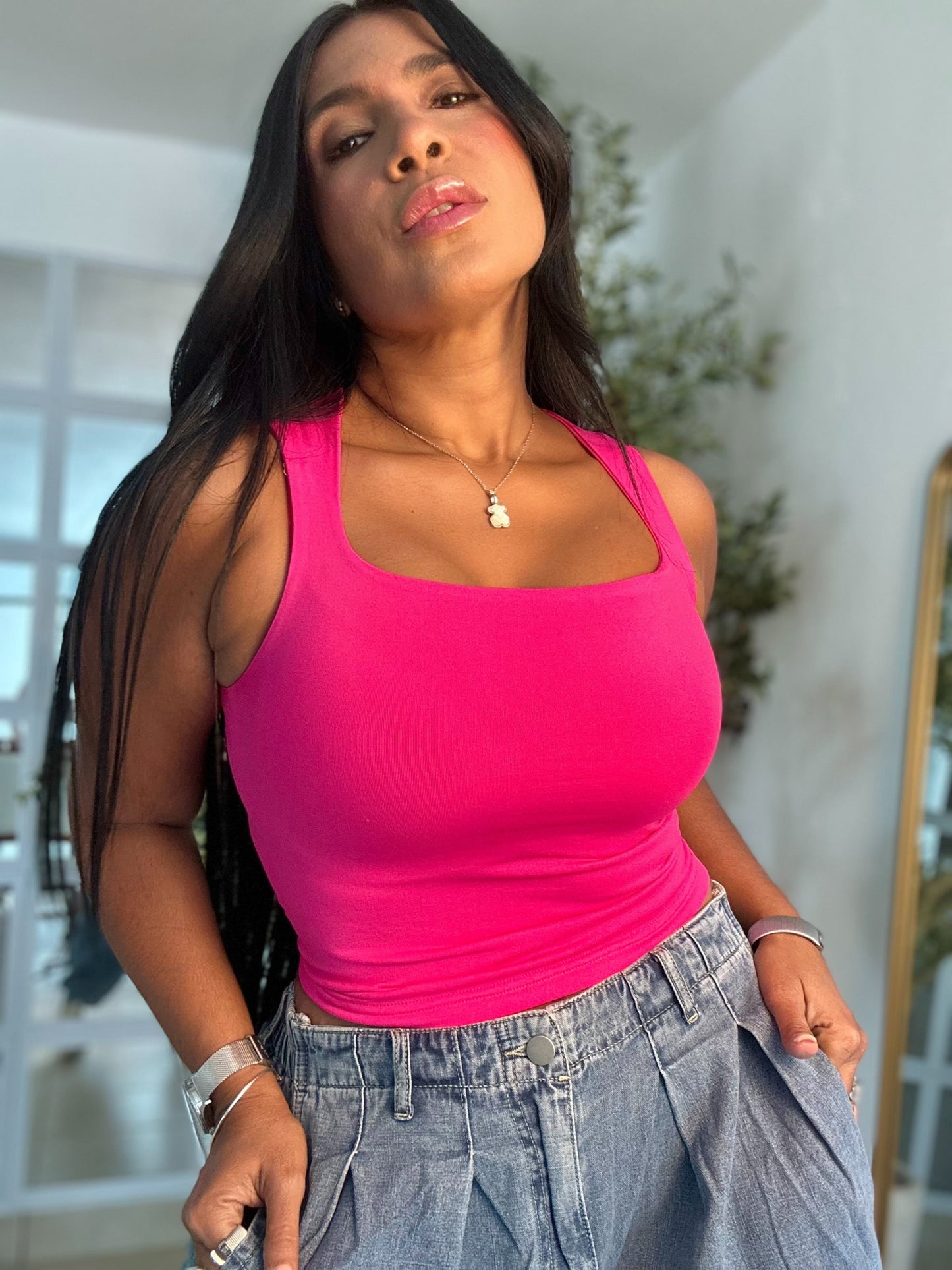 Pink Neon Spandex Luxe Basic Top (Rosa Neon)