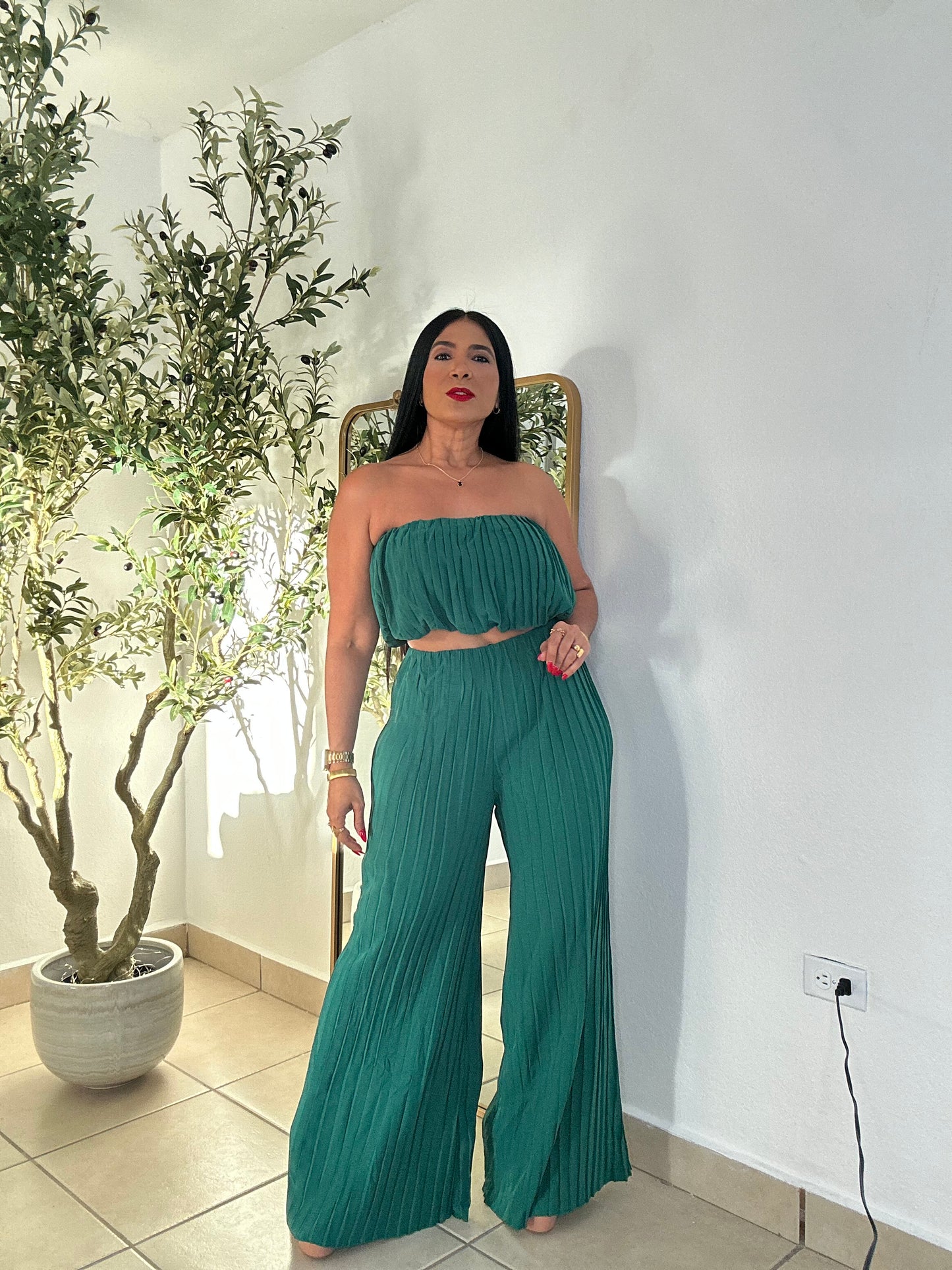 Hunter Green Pleated SPANDEX TOP AND PANTS SET(no zipper ni botones. Bien expandible)