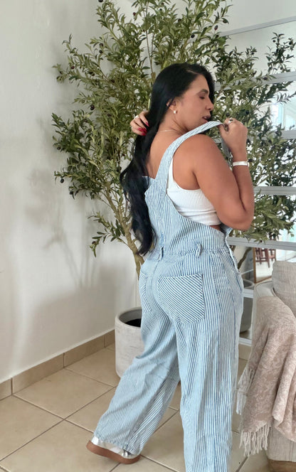 Baggy Denim Overall Spandex (liviano, estiliza la figura, ajustable y tiene bolsillos) Blue (SOLD OUT)