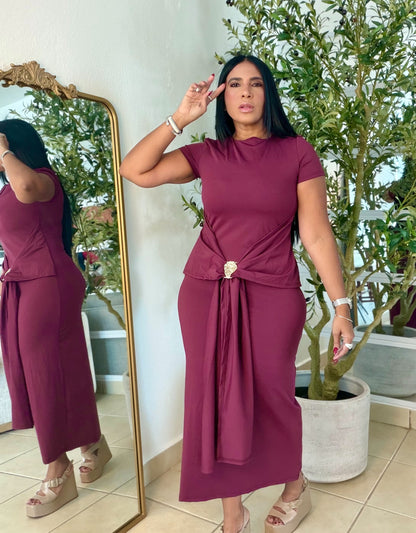“Patria” Wine Burgundy Doble Forro Spandex Total Midi Dress y Calidad extra Premium (lo ajustas a gusto)