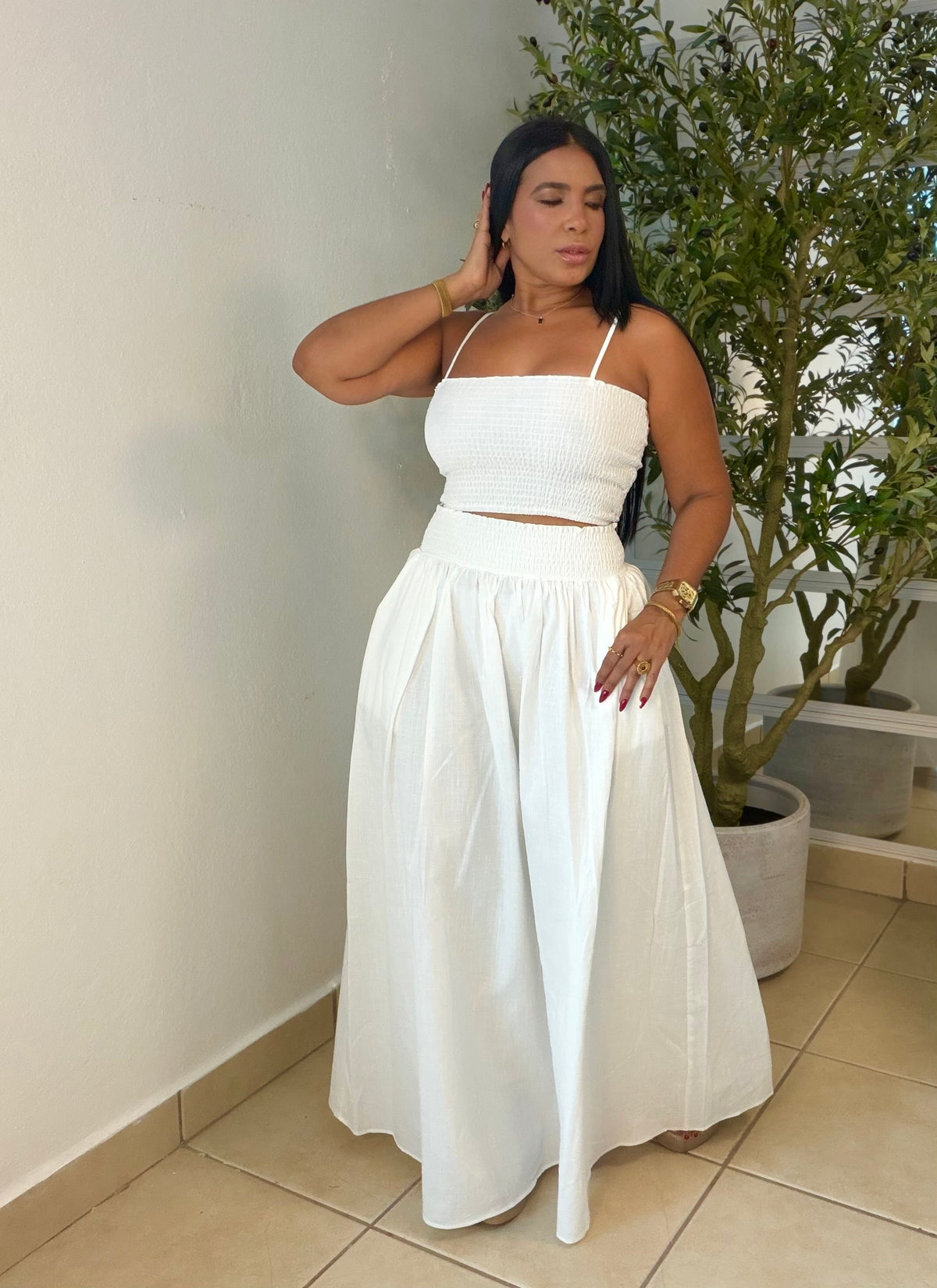 White Linen Spandex Luxe Top and Maxi Skirt Set Con Bolsillos