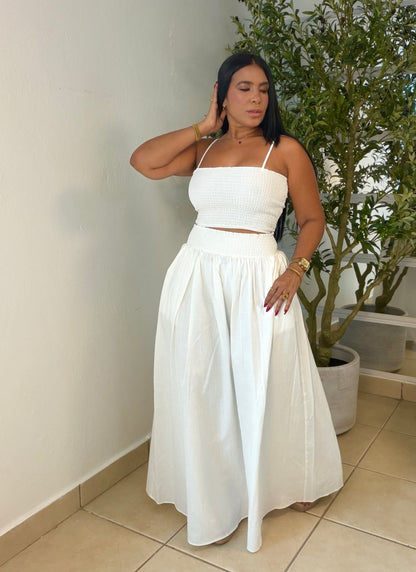 White Linen Spandex Luxe Top and Maxi Skirt Set Con Bolsillos