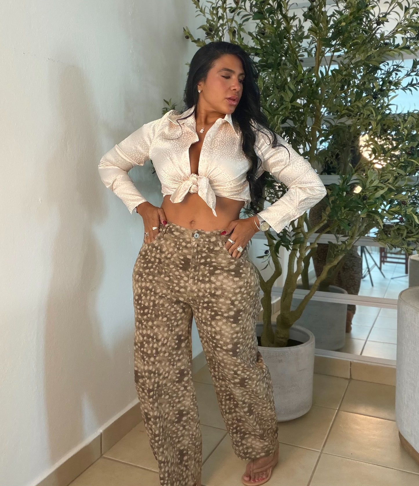 Choco Brown y Crema Beige (beige pintitas and detalles brown) bien expandible barrel Denim Pants (SOLD OUT GRACIAS