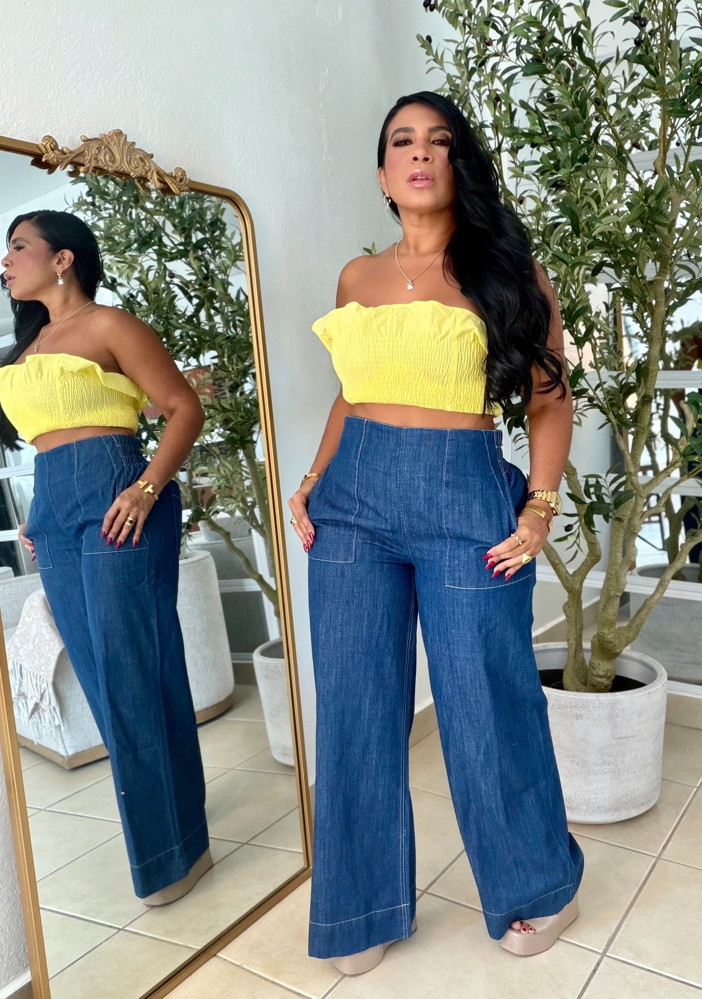Denim Blue Wide Leg Spandex Jeans (tiene bolsillos, bien expandible y de talle alto) puesto small