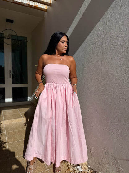 Stunning Pink Tube Spandex Midi Dress (demasiado bello!!) tiene bolsillos. No zipper ni botones