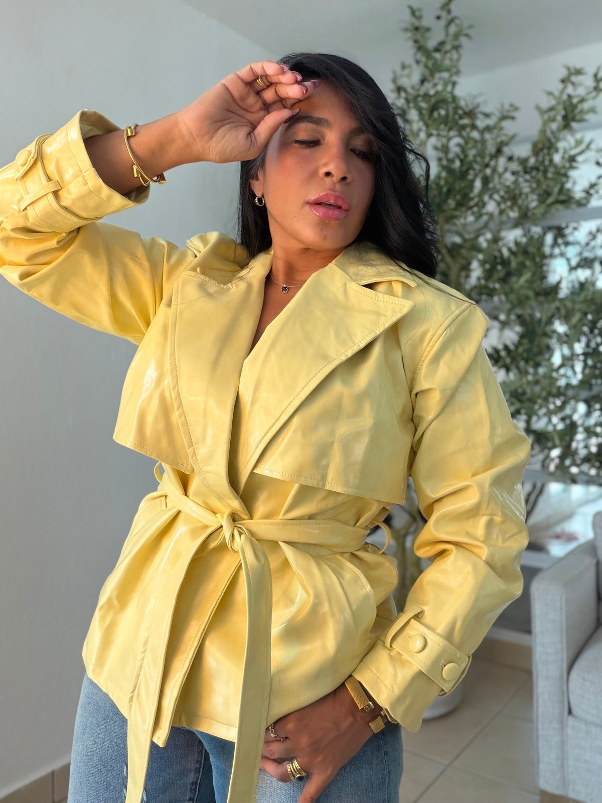 Butter Yellow Luxe Faux Leather Oversized Blazer/Jacket (suave y liso por dentro)