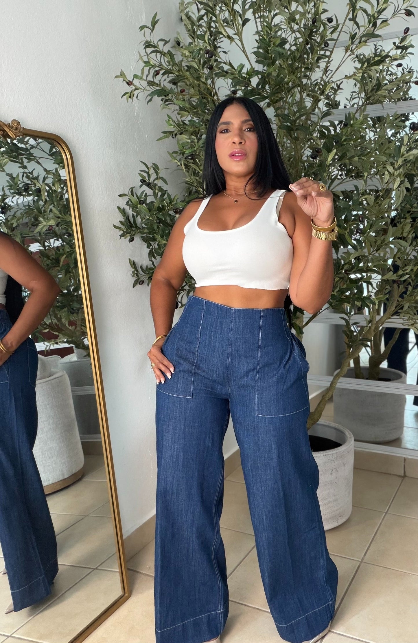 Denim Blue Wide Leg Spandex Jeans (tiene bolsillos, bien expandible y de talle alto) puesto small