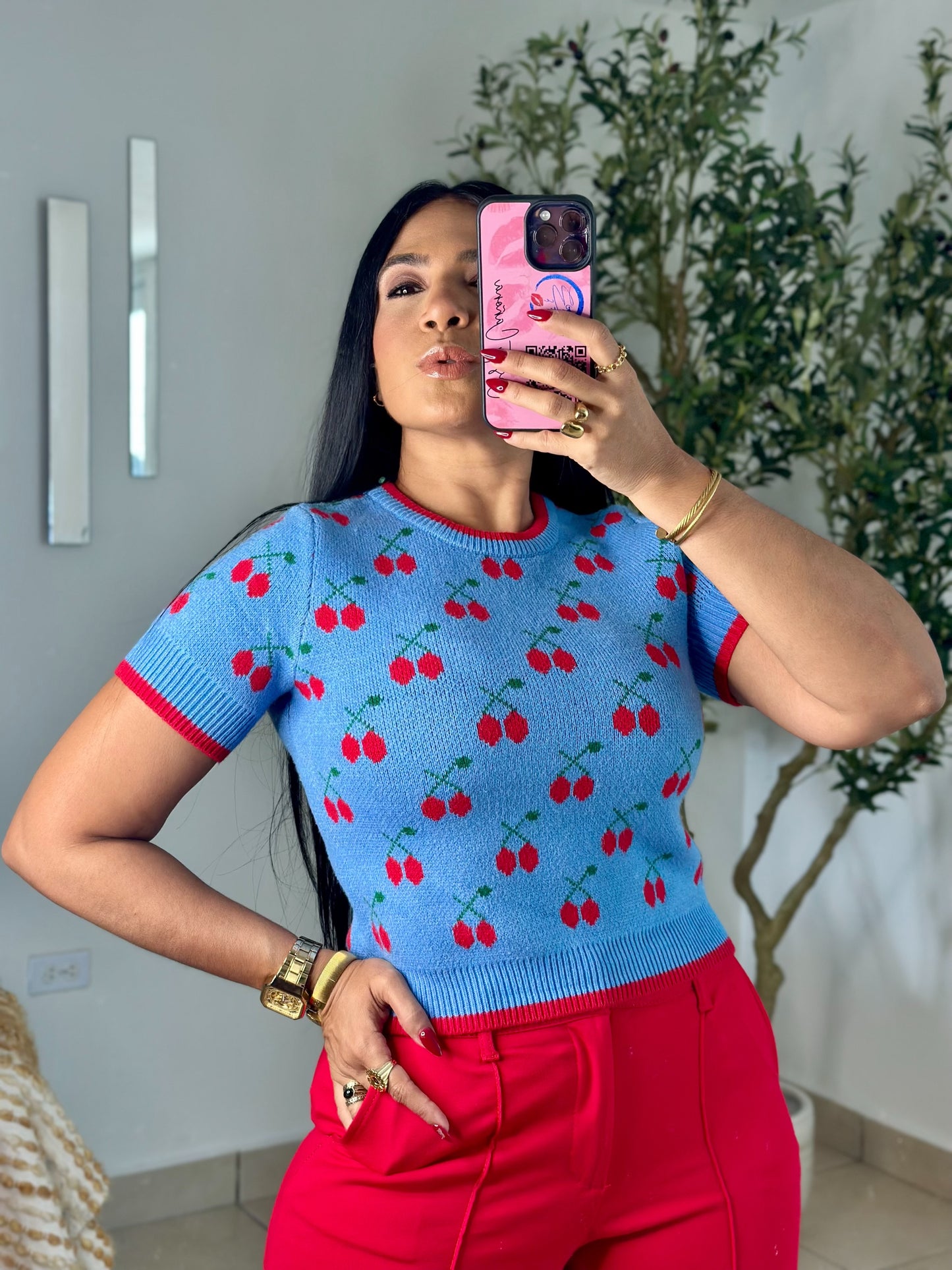 Red/Blue Cherry Spandex Top ( Mega bella, liviana, cómoda y expandible)