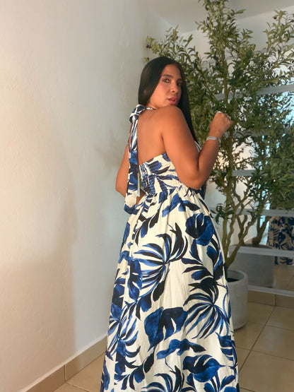Jaravacia Leaves Blue Spandex Halter and tube Maxi Dress ( color azul bienn spandex y tiene bolsillos) puesto small