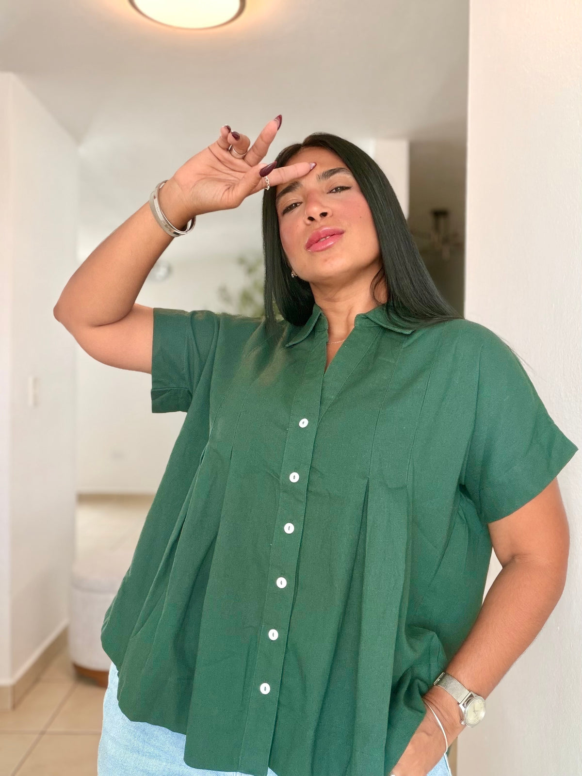 Luxe Hunter Green Linen Oversized Blusòn (mangas se usan de dos formas) Color Verde (SOLD OUT GRACIAS