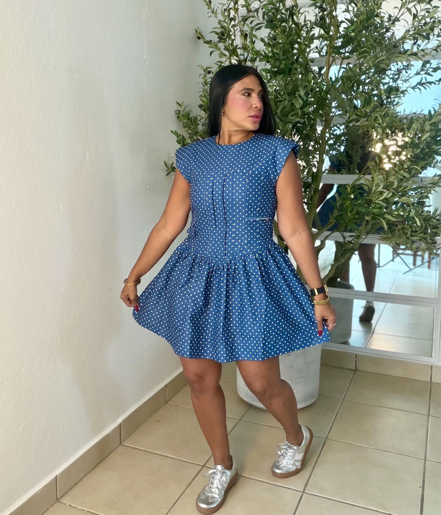 Denim Blue Mini Polka Dots Spandex Dress Blue.  Tiene bolsillo removible (SOLD OUT GRACIAS)