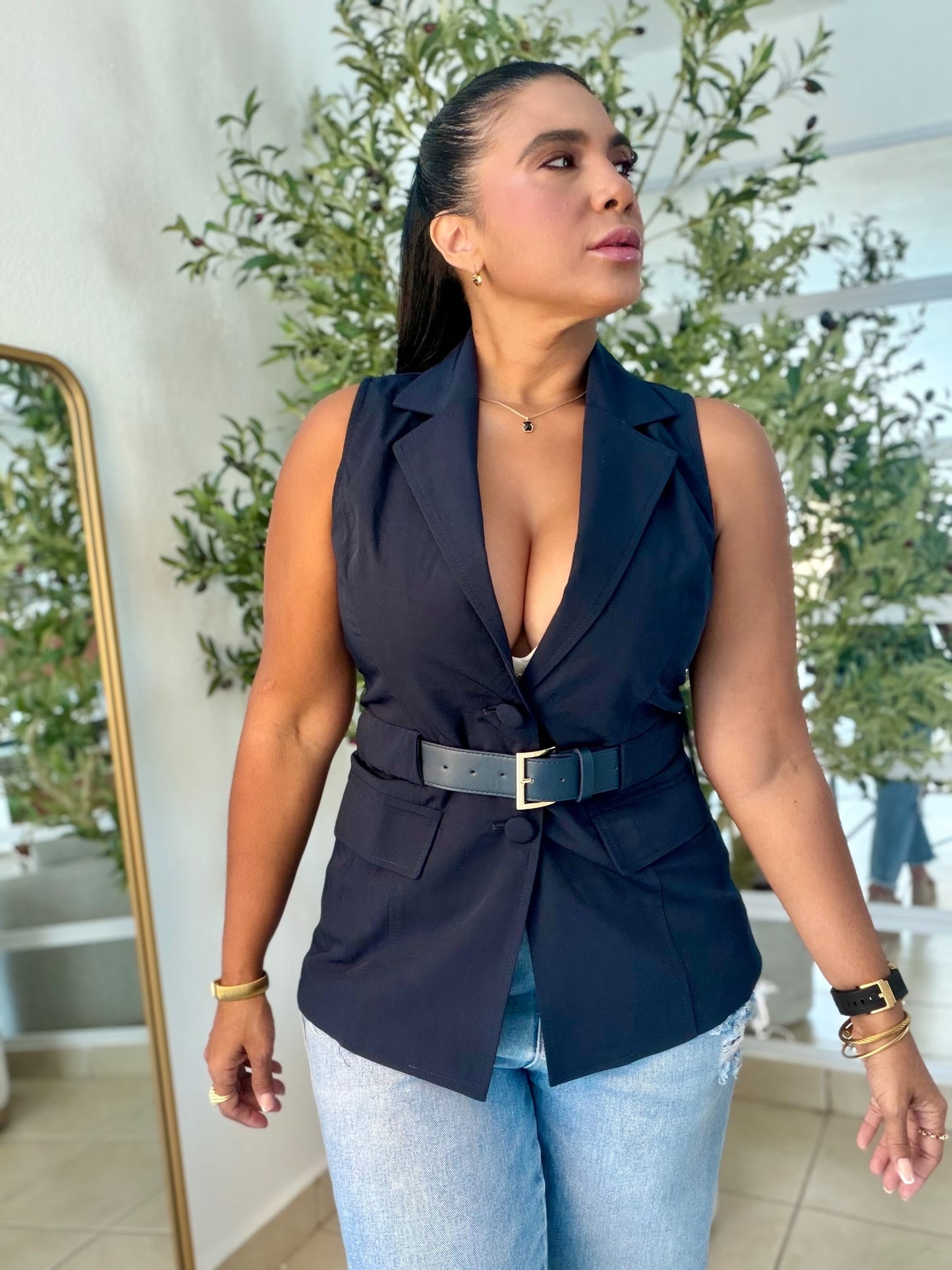 Navy Blue Vest Top Incluye Cinturòn (SOLD OUT GRACIAS)