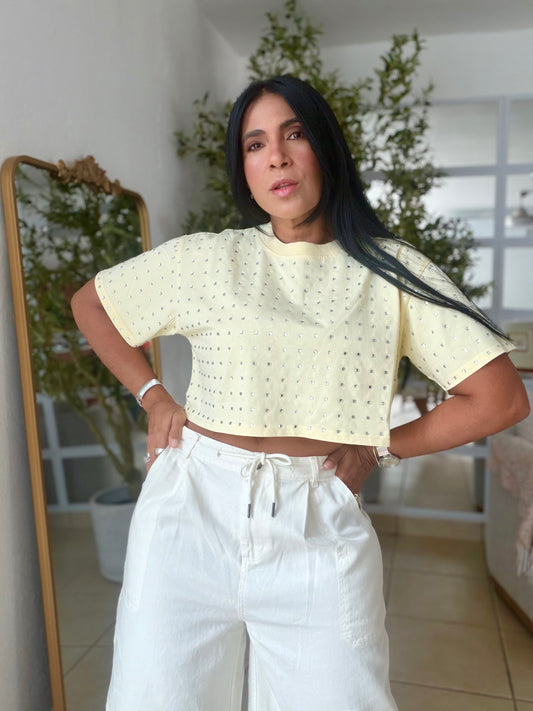 Trend Butter yellow and glitter Luxe top (el estilo es oversized no para quedar pegada)