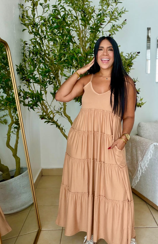 Choco Taupe Maxi Dress (ajustable en manguillos y tiene bolsillos)