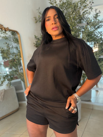 Blacky Black De lujo Oversized Top and Shorts Spandex Sporty Set(SOLD OUT GRACIAS)
