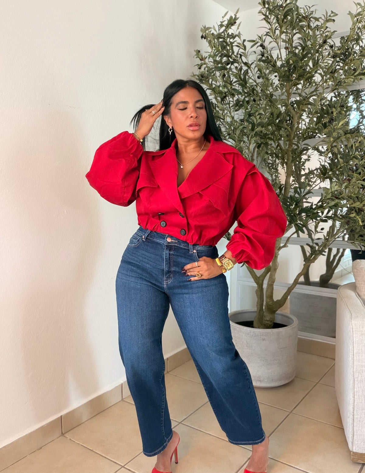 De Lujo Rojo Red  Spandex Blazer/Top (jacket) con bolsillos y botones.  Oversized