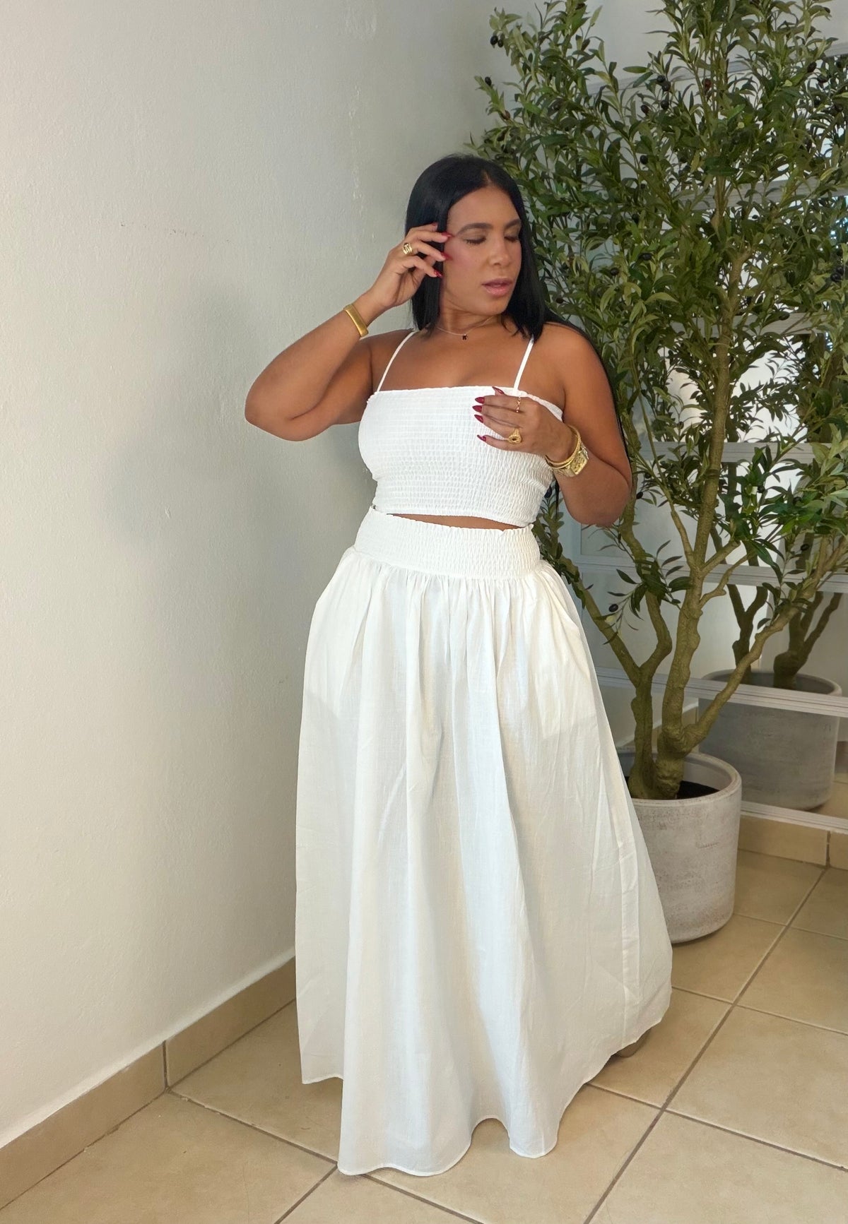 White Linen Spandex Luxe Top and Maxi Skirt Set Con Bolsillos