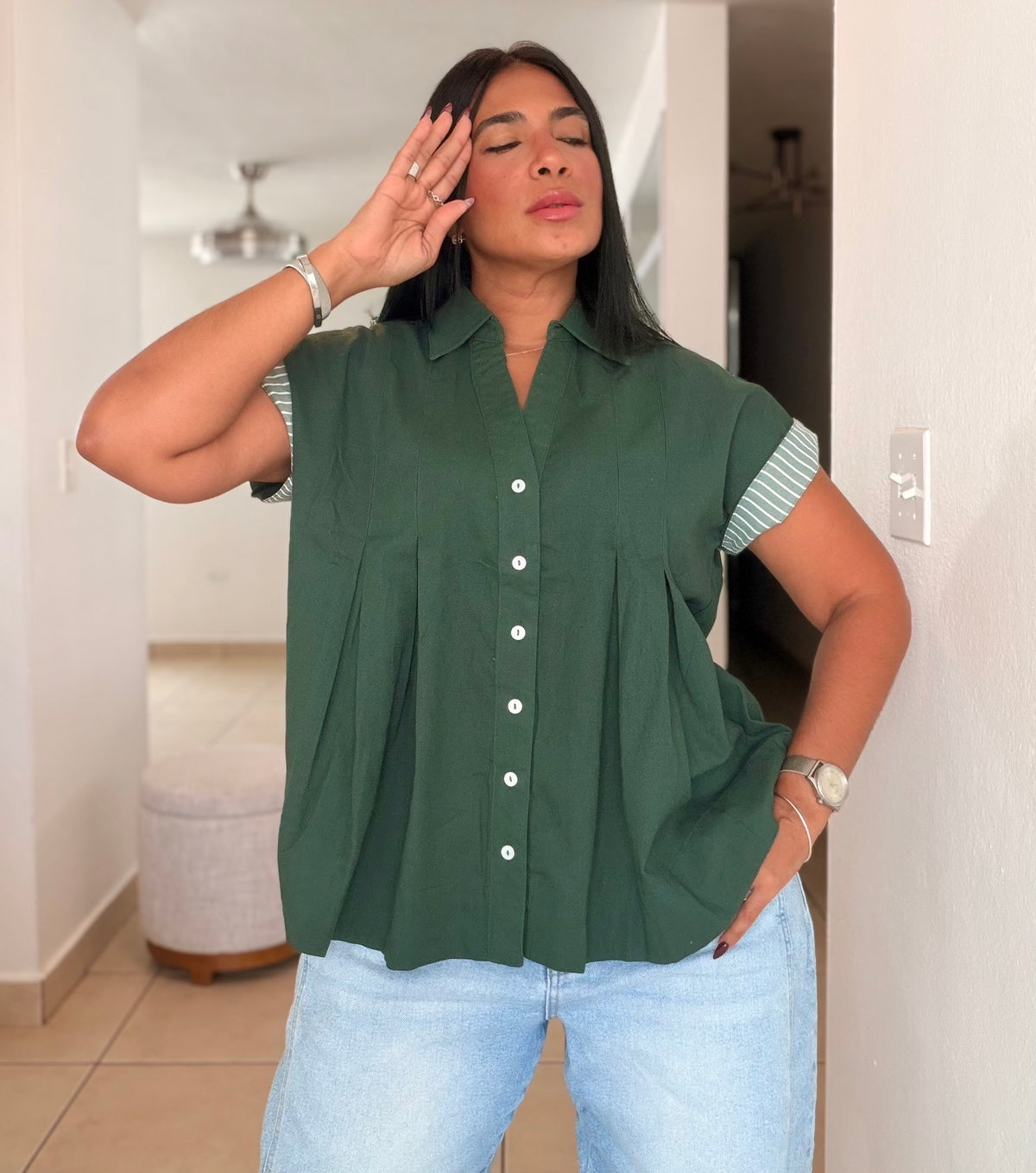 Luxe Hunter Green Linen Oversized Blusòn (mangas se usan de dos formas) Color Verde (SOLD OUT GRACIAS