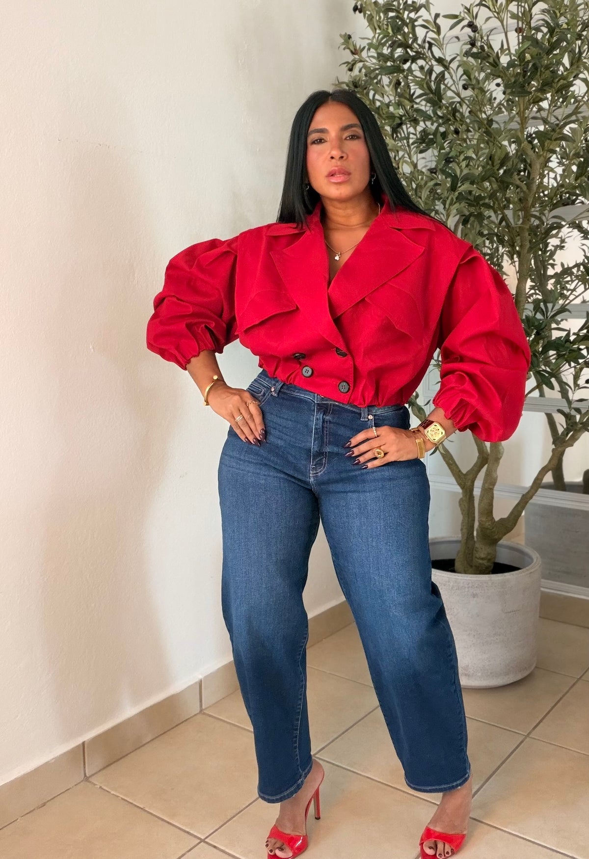 De Lujo Rojo Red  Spandex Blazer/Top (jacket) con bolsillos y botones.  Oversized