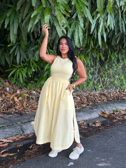 Butter Yellow Luxury Spandex Midi Knit Dress (forrito debajo suelto y tiene bolsillos)