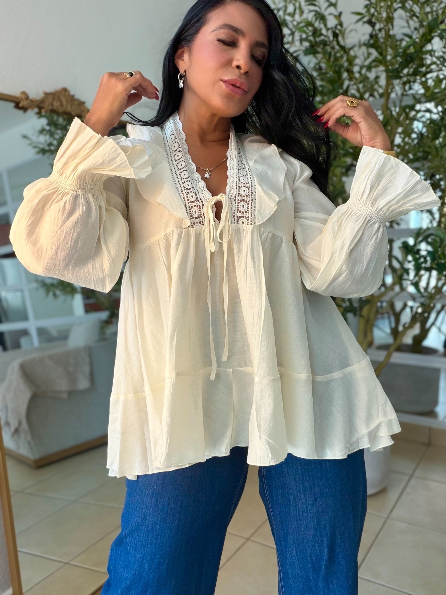 Mujeres Beige Luxe Blouse (mangas spandex)