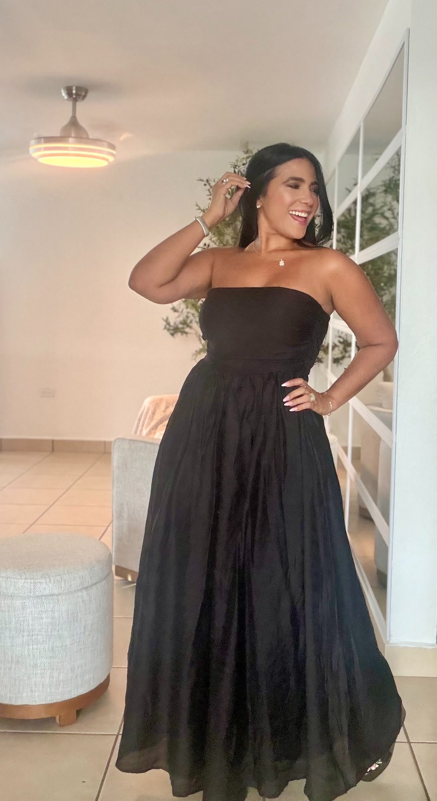 Gitana Boho Spandex Luxe Blacky Black Dress (no zipper ni botones. Sumamente spandex y cubridor total)SOLD