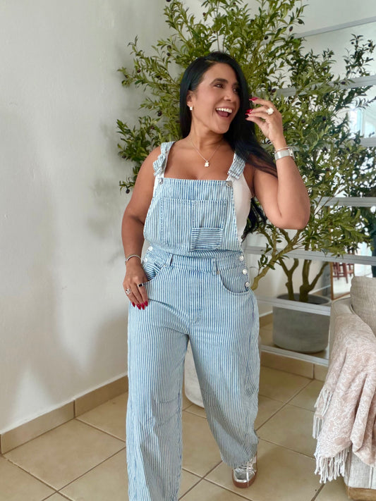 Baggy Denim Overall Spandex (liviano, estiliza la figura, ajustable y tiene bolsillos) Blue (SOLD OUT)