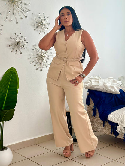 Empire Beige Vest Set ( expandible e incluye cinturón.  Cubridor totalmente)