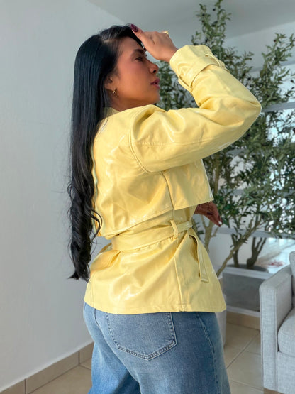 Butter Yellow Luxe Faux Leather Oversized Blazer/Jacket (suave y liso por dentro)