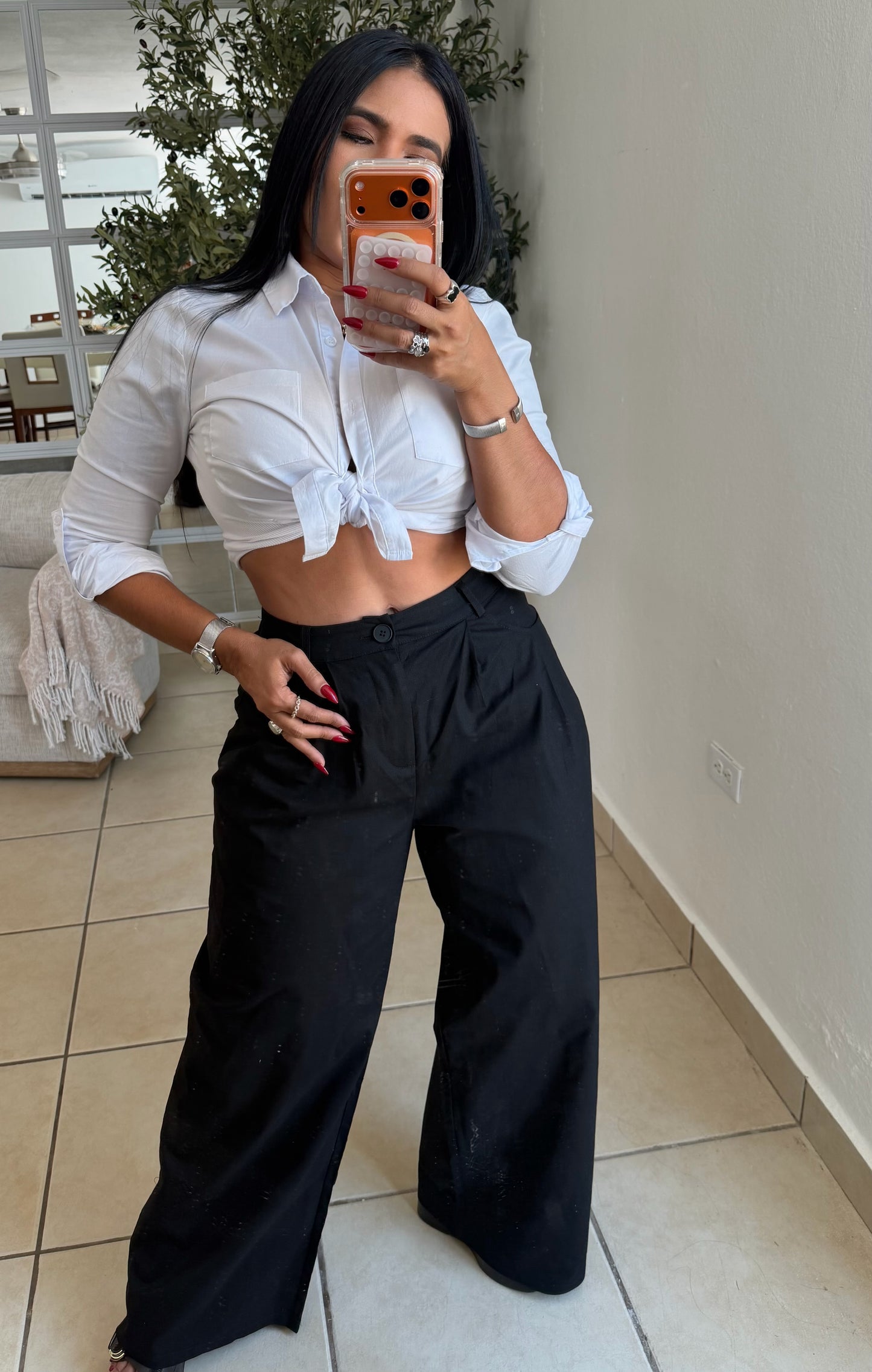 Y definitvamente es mío!! Omg! Black Blacky Luxe Linen Spandex Pants (incluye correa y es bien expandible!)Baggy Wide Leg(SOLD OUT)