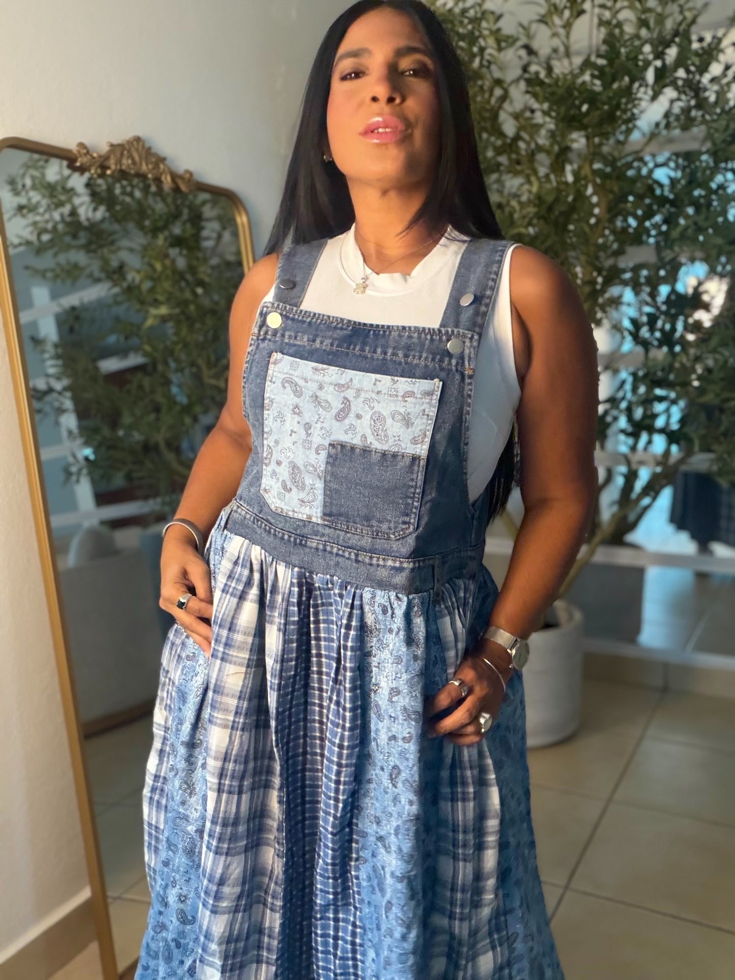 Denim Patches Oversized Dress (tiene bolsillos y ajustable a gusto en mangos)