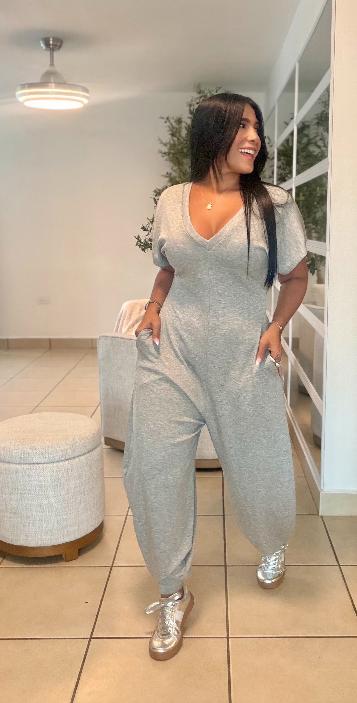 Baggy Gray Spandex Luxe Jumpsuit (tiene bolsillos) gris YESSS (GRIS) SOLD