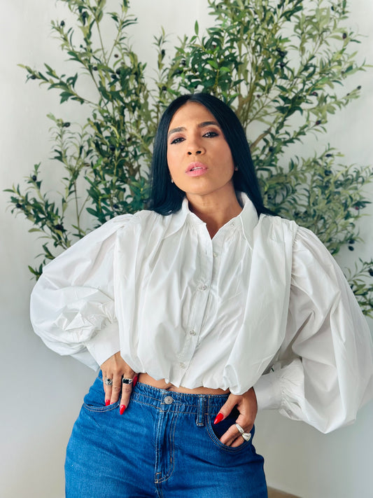 Mis Bellas White Oversized Blouse De lujo (botones de lujo en Silver)