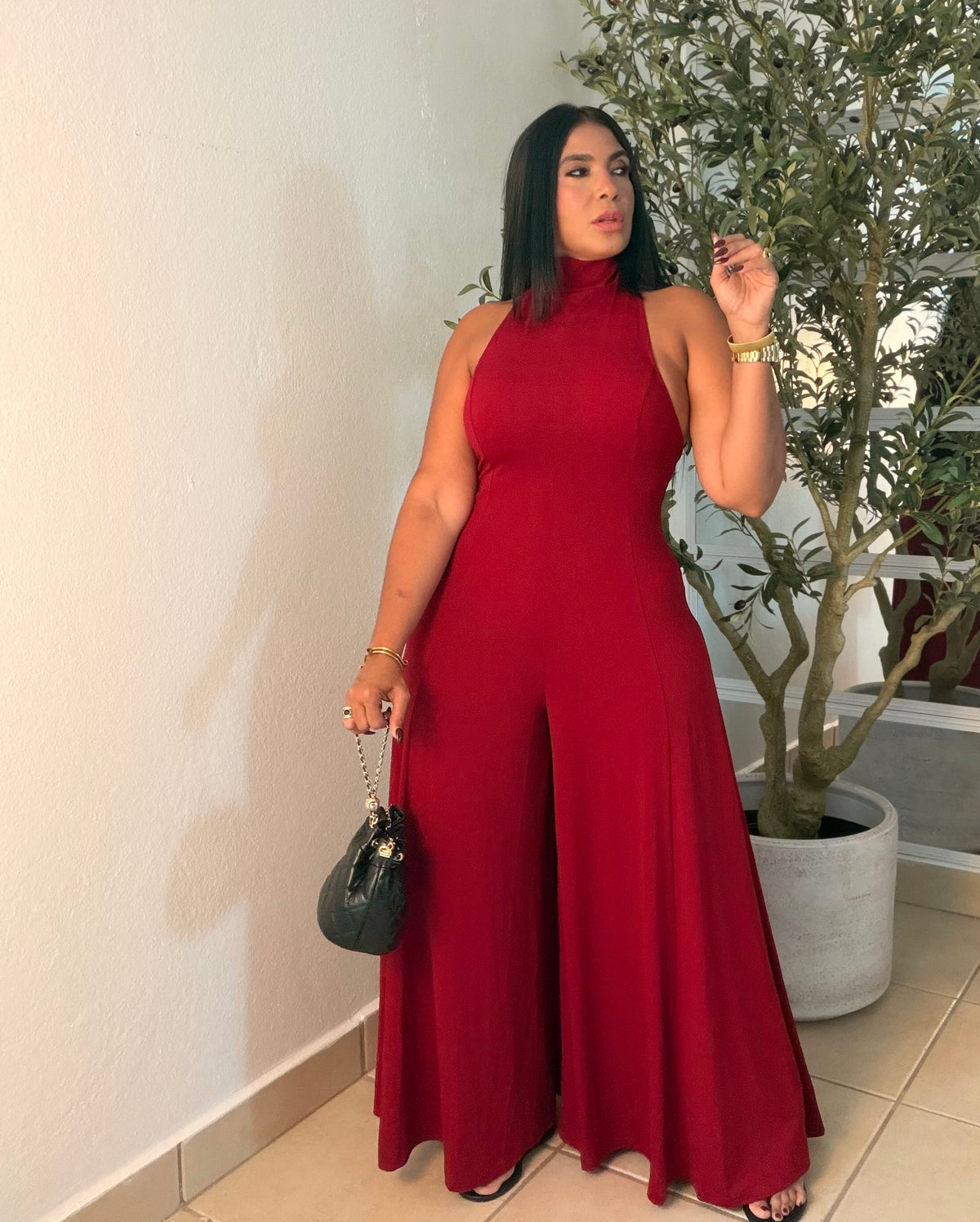 Wide Leg Jumpsuit Red Wine Suelto y forrito debajo spandex. Ajustable porque te trae  mamguillos. De lujo!