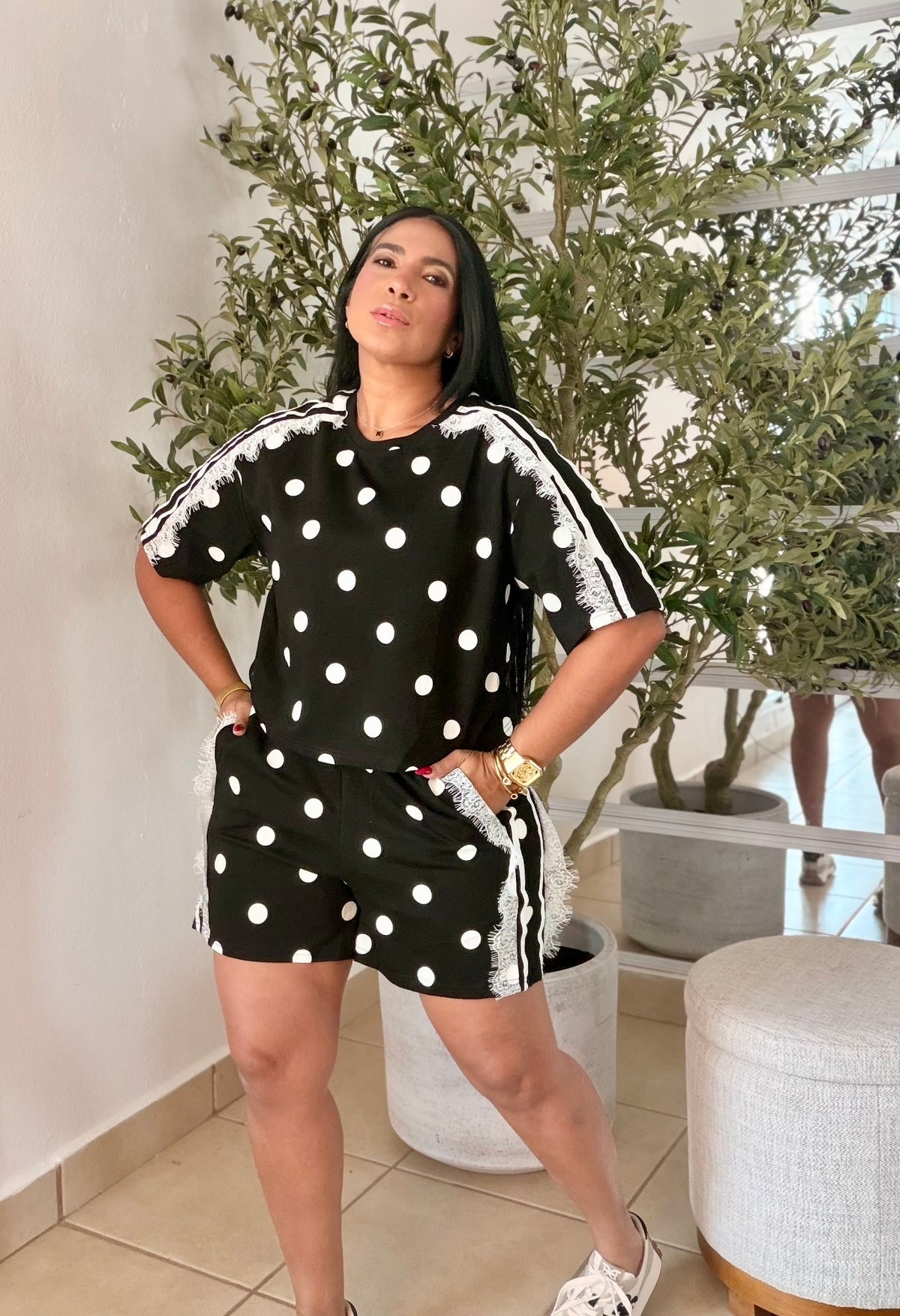 El mejor set de tu vida. Polka Dots blacky blacky black and white. Ùnico color. Expandible total
