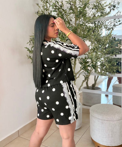 El mejor set de tu vida. Polka Dots blacky blacky black and white. Ùnico color. Expandible total