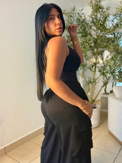 Trendy Blacky Black 💯%Cotton del Premium Spandex Oversized Wide Leg Pants (bolsillos y ajustable) Color negro con lìneas frontales blancas (SOLD OUT GRACIAS)